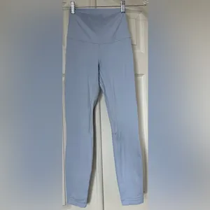 Lululemon Align High-Rise Pant 25"
Blue Linen size 2 thumbnail 4