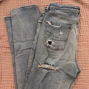 American Eagle Jeans thumbnail 3