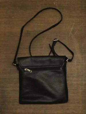 Sam & Hadley Womens Square Flap Adjustable Crossbody Shoulder Bag Black One Size thumbnail 2