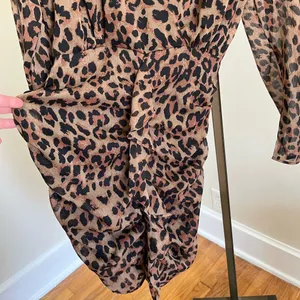 Zara Leopard Print Ruched Wrap Mini Dress M Bodycon Date Night Sexy thumbnail 5