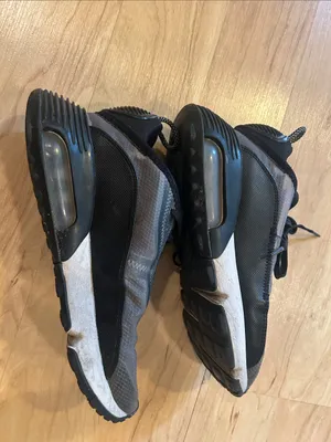 Nike Women’s Black and Gray Athletic Sneakers thumbnail 3
