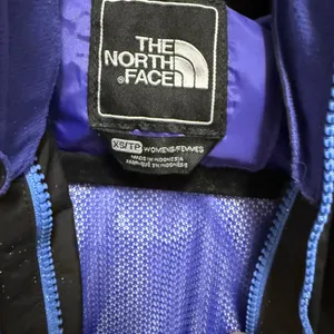The North Face Womens XS Black‎ Blue Hooded Ski Shell Jacket Powder Skirt thumbnail 8