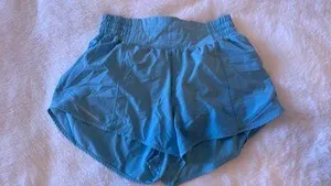 Lululemon Hotty Hot 2.5" thumbnail 1