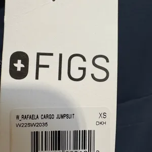 NEW Figs Rafaela Cargo Scrub Jumpsuit Size XS thumbnail 8