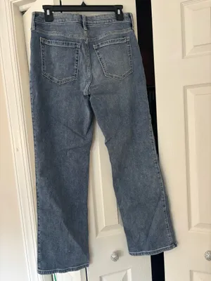 Hollister Strait Leg Jeans thumbnail 2