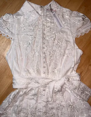 Alice + Olivia Size 4 Vannessa Belted Midi Shirtdress Retails $595 thumbnail 13
