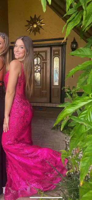 Mermaid Prom Dress thumbnail 4