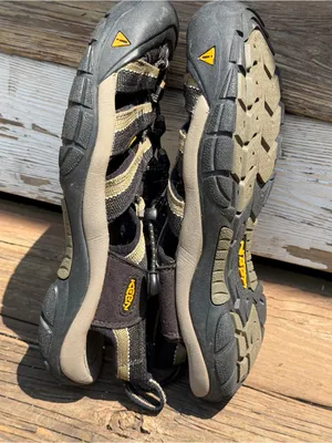 KEEN Newport H2 Sandals Women’s US 8 Black Tan Waterproof thumbnail 5