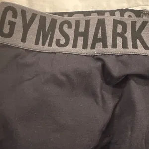 Gymshark Charcoal and Black Activewear thumbnail 2
