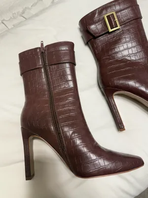 Maroon Booties Red Size 8 thumbnail 3