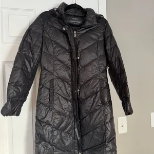 Ralph Lauren Ultra Light Weight 90% Down Fill Black Long Puffer Jacket With Hood thumbnail 7
