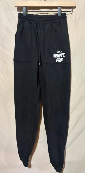 White fox joggers thumbnail 1