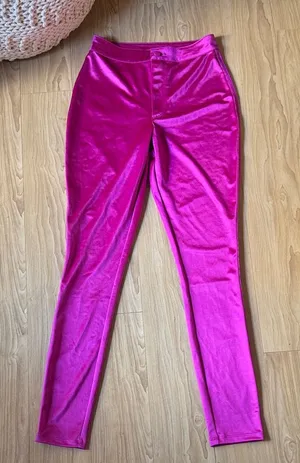 SKIMS Fuschia Pants thumbnail 1
