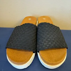 Bernie Mev Capri‎ Platform Woven Sandal Size 6/36 black thumbnail 6