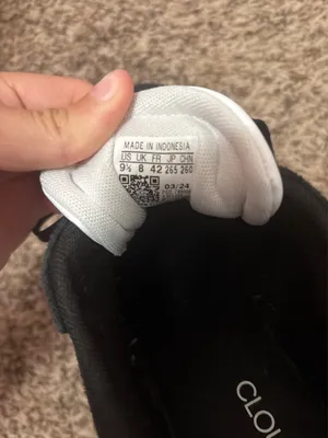 Adidas Shoes Women’s thumbnail 4