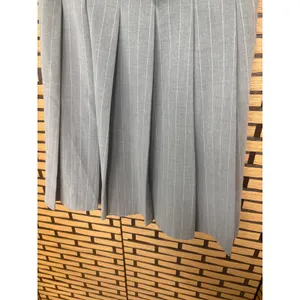 Free Assembly Gray And‎ White Pinstripe Pleated Belted Skirt Size 4 thumbnail 6