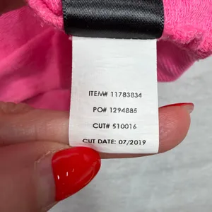 Torrid 00 US M Medium Callie Off Shoulder Sweatshirt Hot Pink Raglan Long Sleeve thumbnail 8