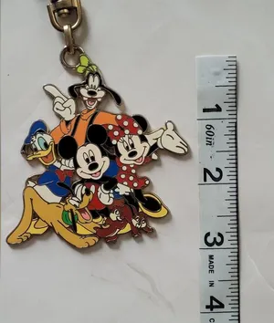 Vintage Disney Keychain 2008 Mickey Minnie Goofy Donald & Pluto Friends thumbnail 5