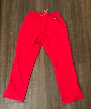 Figs High Waisted Dowa Scrub Pants Pop Red thumbnail 2