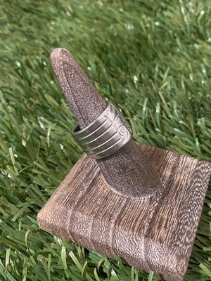 Ring Size 8 Silver thumbnail 4