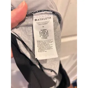 Athleta Trekkie North Jogger Pants Womens 14 Abstract Camo Purple‎ Black Hiking thumbnail 7