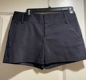 Alice + Olivia Cady Tailored Shorts in black thumbnail 1