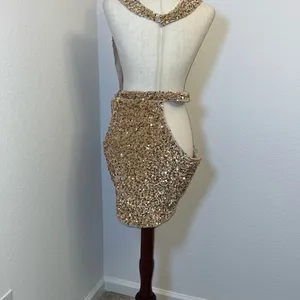 Knowles Gold Sequin Bodycon Dress‎ Plunge Neckline thumbnail 4