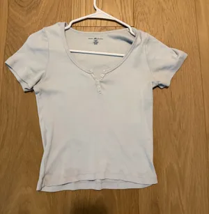 Brandy Melville Short Sleeve Top thumbnail 1