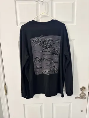Patagonia Black Men’s Long-Sleeve Crewneck Shirt thumbnail 3