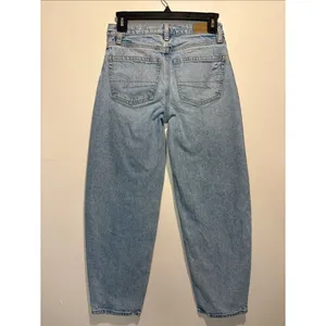 American Eagle Barrel Jeans Light Wash Closet Staple Size 000 thumbnail 2