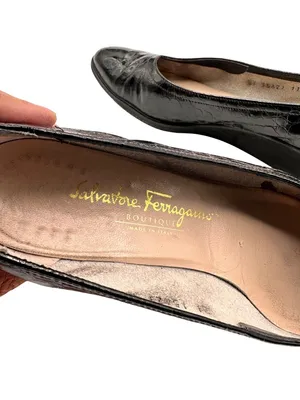 Salvatore Ferragamo Size 8.5 Black Croc Embossed Faux Leather Wedge Flats thumbnail 9