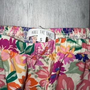 Anthropologie Abel the Label Floral Pink & Cream Puff sleeve crop size small thumbnail 5