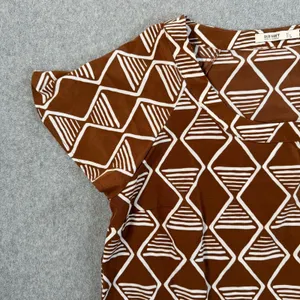 Old Navy Women's Large Brown White Geometric Pattern Short Sleeve Blouse Top thumbnail 2