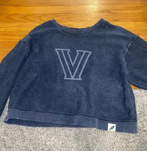 Unwind Villanova Crewneck thumbnail 2