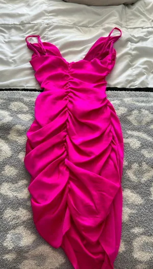 Target Pink  formal dress thumbnail 3
