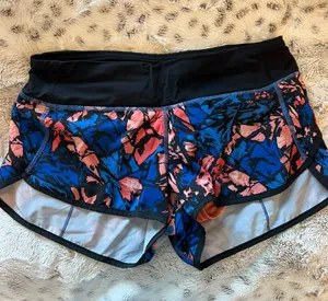 Lululemon SHORTS thumbnail 1