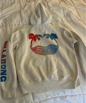 Billabong White Hoodie Small! So cute! thumbnail 3