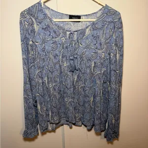 Vici Eminah Blue Paisley Front Tassel Tie Peasant Top Size Medium. thumbnail 2