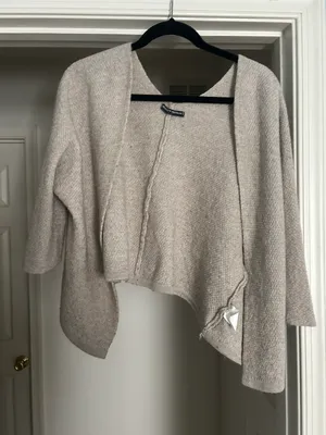 Brandy Melville Cream Cardigan thumbnail 1