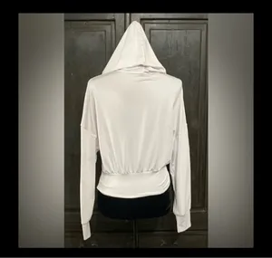 Shein white longsleeves Hoodie top with bag -Size Medium. Excellent condition, gently warn. Measurements approximately 18” from armpit to armpit x 19” long. Non-smoking home. priced to sell at as is condition. Don’t like my price, make reasonable offer! And thank you for checking my closet. thumbnail 5