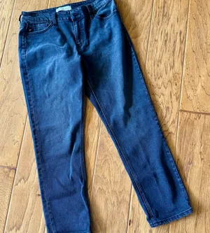 KanCan 90s Boyfriend Jeans Women’s Size 9/28 Black Denim High Rise Casual Stretch thumbnail 1