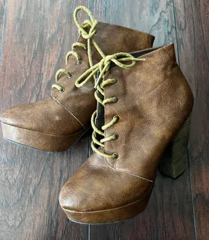 Madden Girl Booties thumbnail 4
