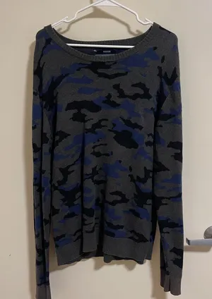 American Rag CIE Men’s Grey & Blue Camouflage Crewneck Sweatshirt (Size M) thumbnail 1