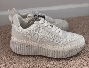 Universal Threads Shoes Women’s thumbnail 1