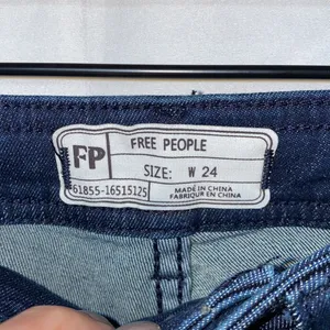 NWT!! Free People So Chic High Waist Denim Bermuda Shorts Size 24 thumbnail 9