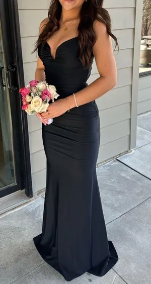 Prom Dress thumbnail 1