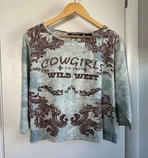Vintage Y2K Western Cowgirl Pattern Top. Medium. thumbnail 1
