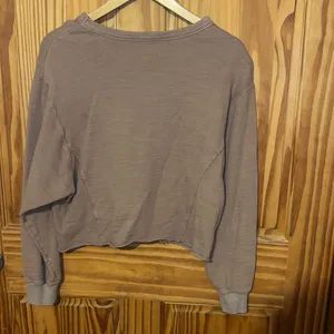 Universal Thread Goods Casual light Brown Women's Crewneck cropped sweatshirt thumbnail 5