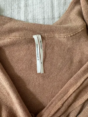 Anthropologie Brown Cropped Longsleeve thumbnail 6