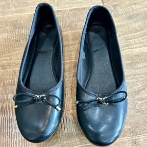 Women’s Ballet Flats with Tie with Gold Detail Black Size 8 EUC Girly Feminine thumbnail 1